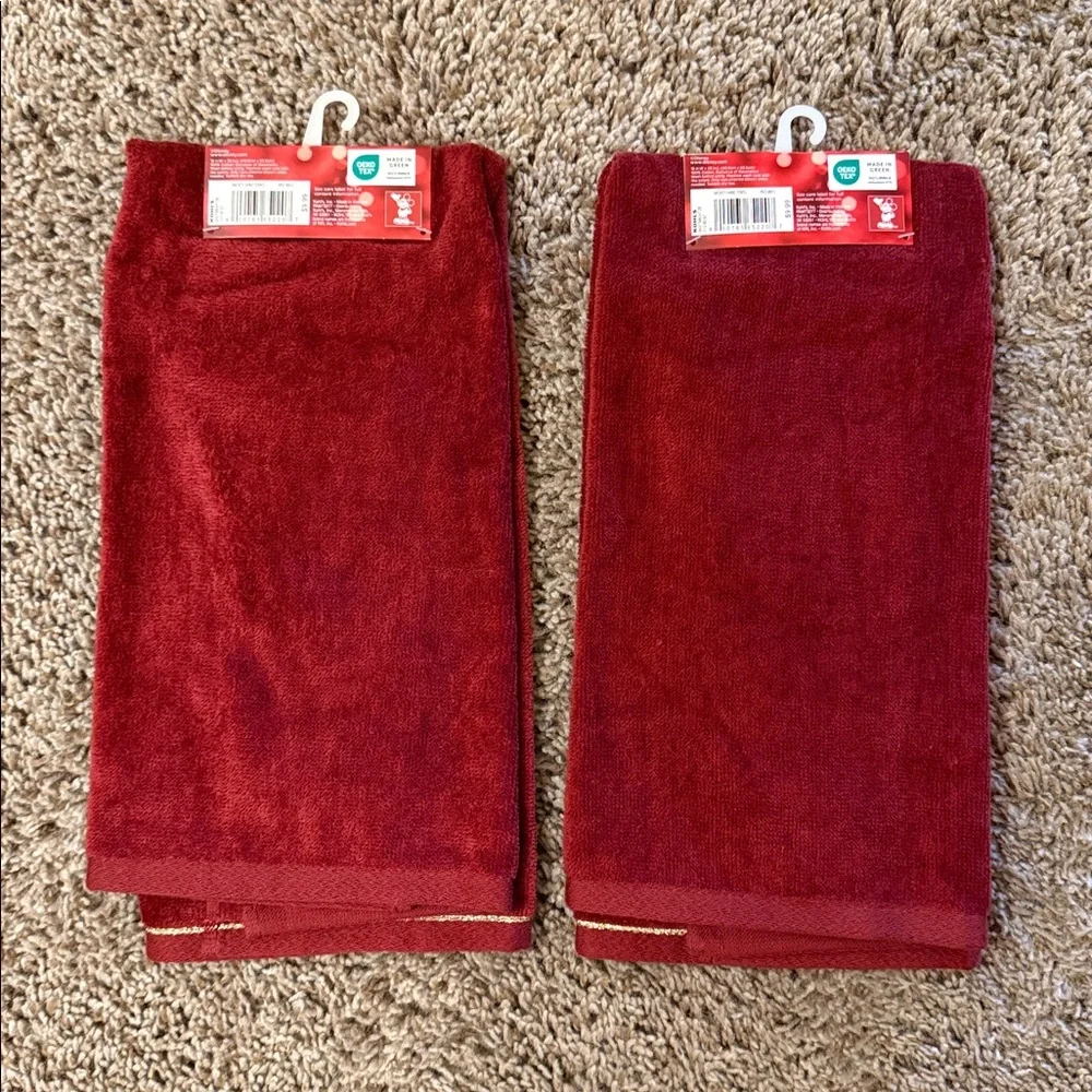 St. Nicholas Square Disney Mickey Mouse Set Of 2 Christmas Hand Towels
